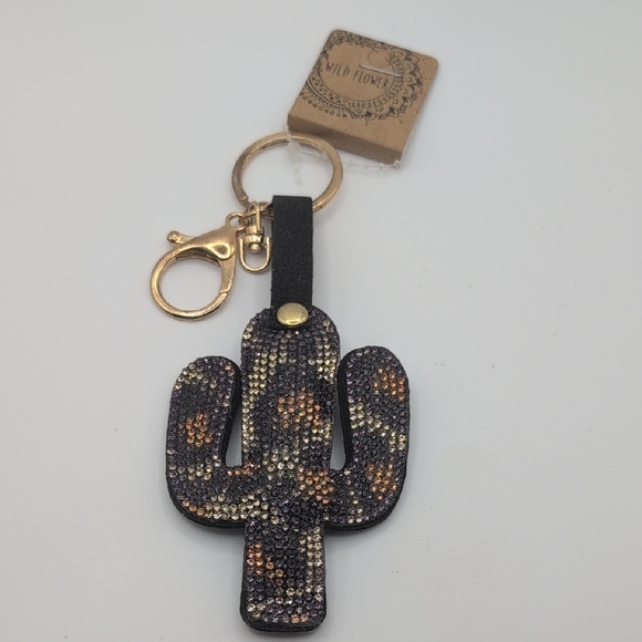 Wildflowers Accessories - CHOOSE ONE ✨Cactus Key chain/ Bag Charm